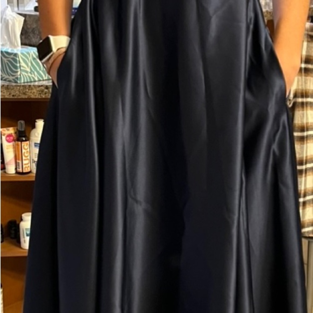 Women's navy blue Spaghetti Strap formal Dress Long with Pockets - Satin - Picture 2 of 7